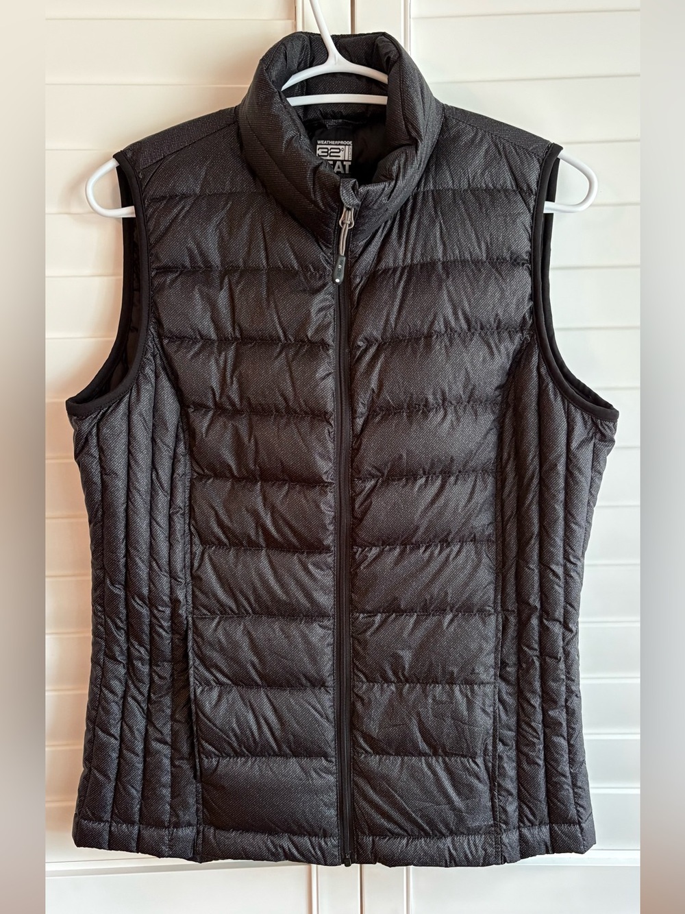 Down vest, puffer, size small, black